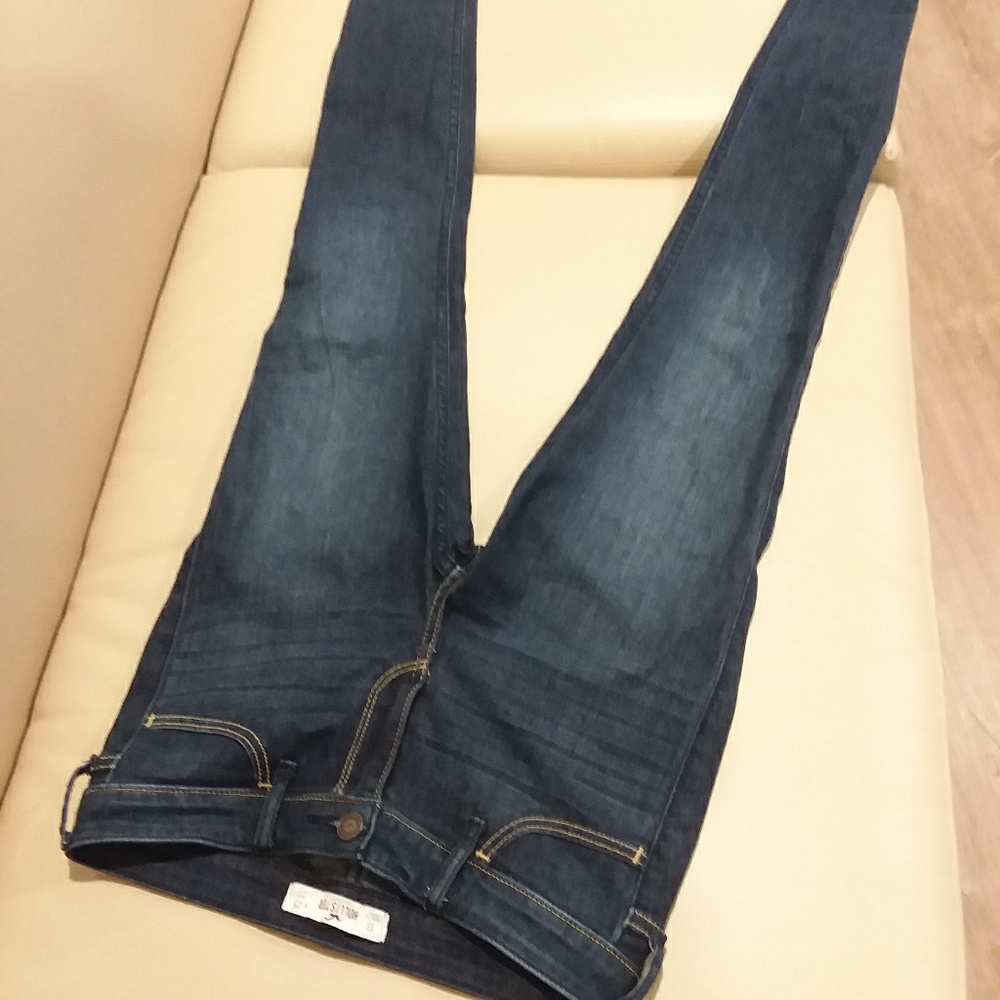 Hollister skinny jeans